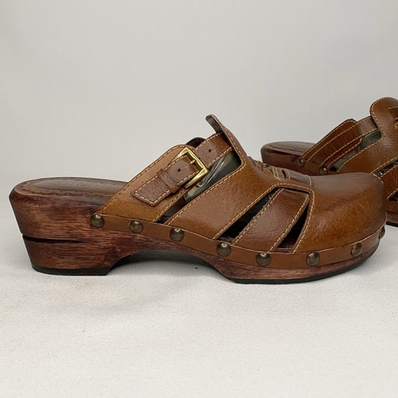 VINTAGE NOMI LEATHER CLOGS SIZE 8 - Picture 7 of 12